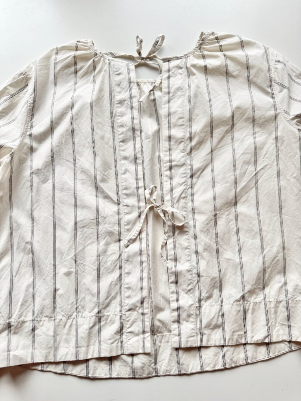 EVERLANE Ivory Striped Cotton Poplin Open Back Breeze Shirt Blouse, Size XS - Picture 13 of 16